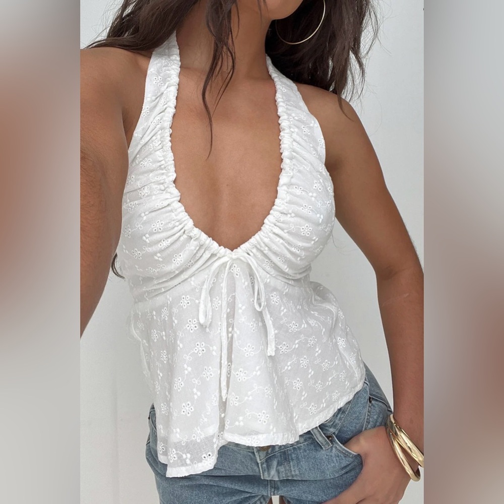 Women’s White Top